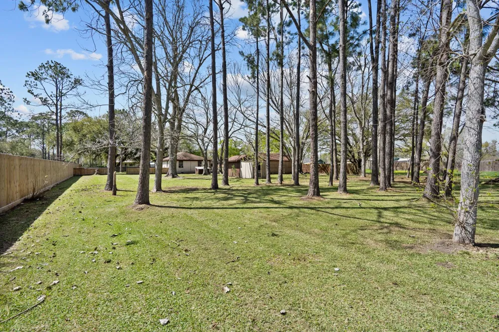 7117 Avenue D Santa Fe, TX 77510