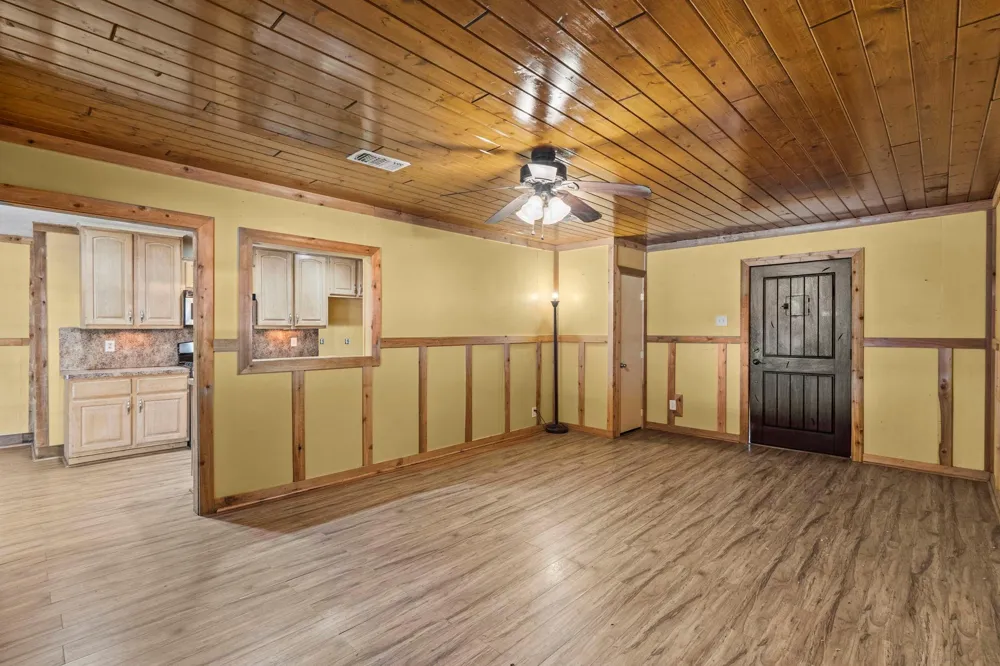 7117 Avenue D Santa Fe, TX 77510