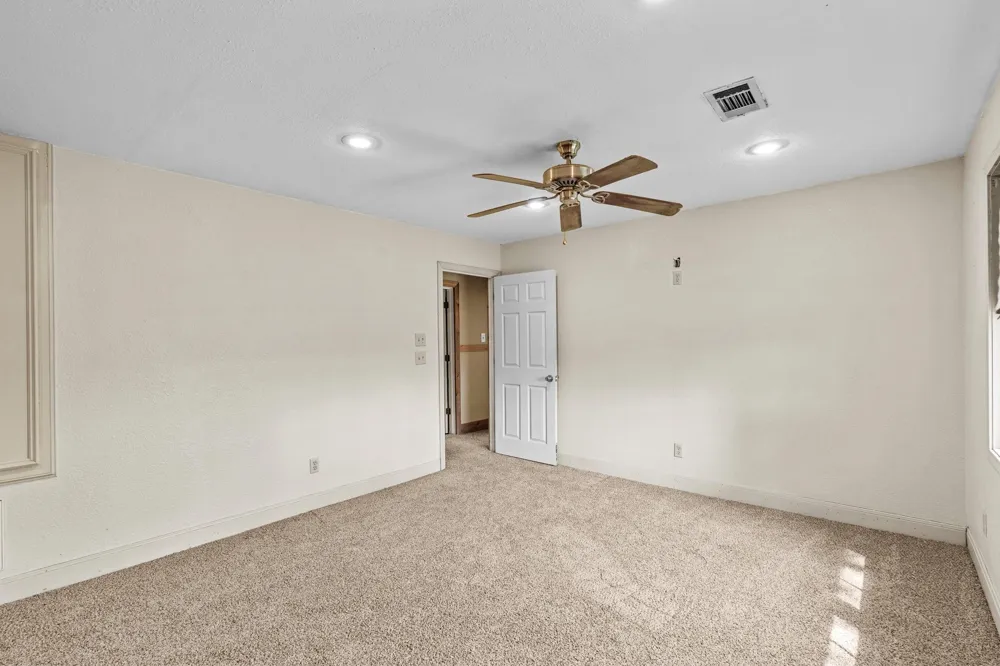 7117 Avenue D Santa Fe, TX 77510