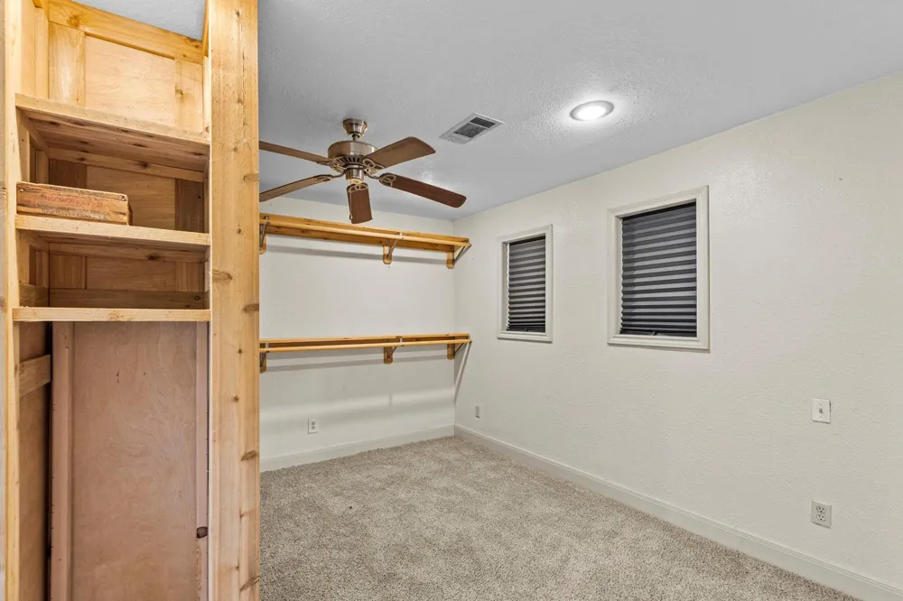 7117 Avenue D Santa Fe, TX 77510