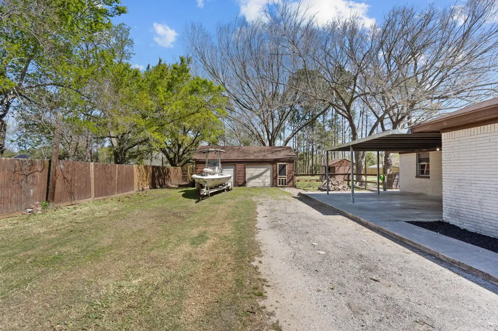 7117 Avenue D Santa Fe, TX 77510