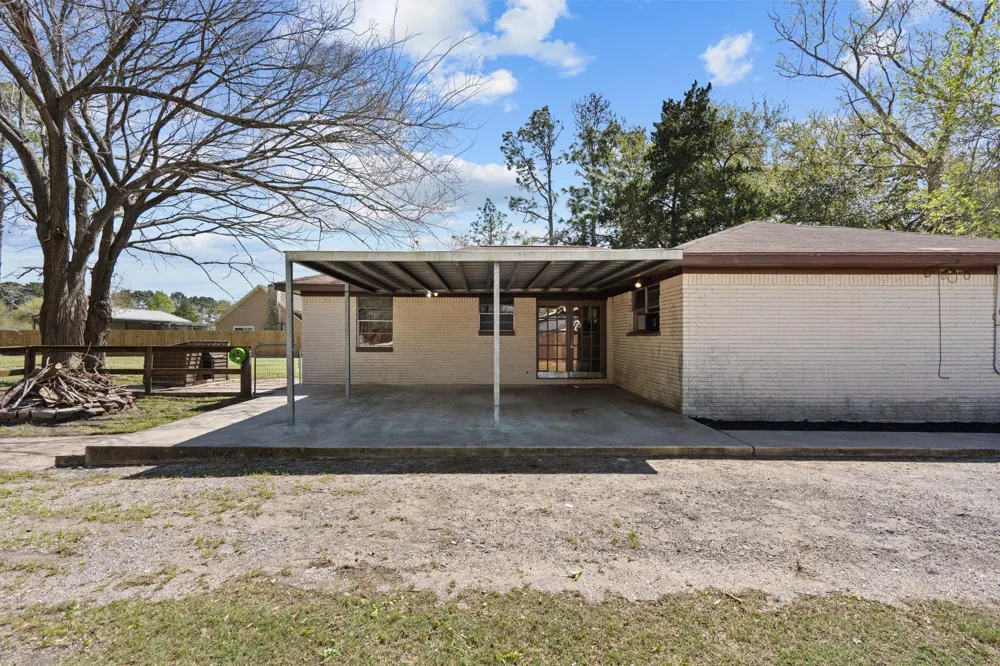 7117 Avenue D Santa Fe, TX 77510