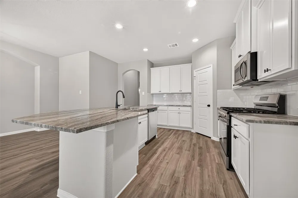 1411 Terry Roberts Drive Angleton, TX 77515