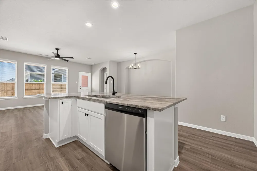1411 Terry Roberts Drive Angleton, TX 77515