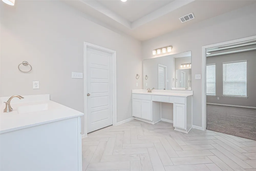 1335 Austin Colony Drive Angleton, TX 77515