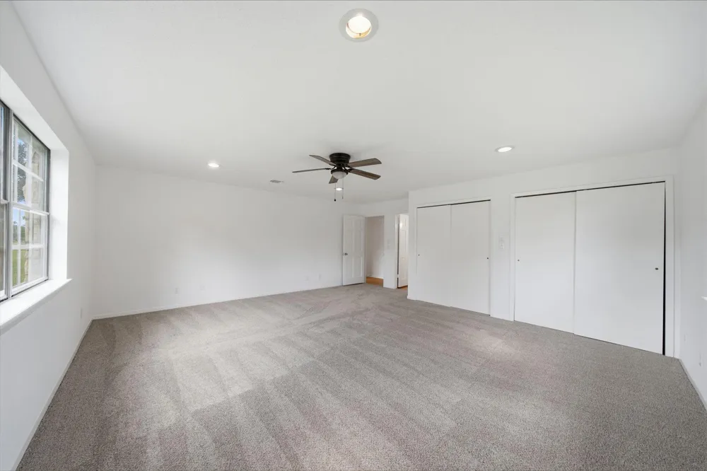 2243 Green Meadows Drive Sealy, TX 77474