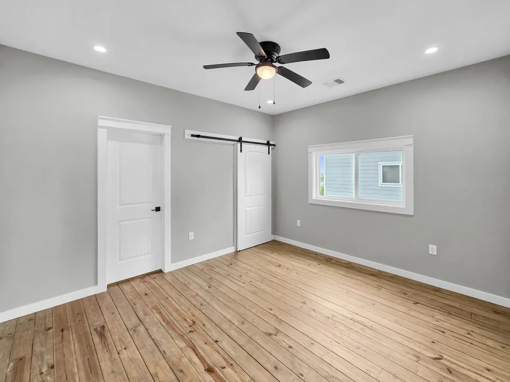 1041 Sunset Circle W Crystal Beach, TX 77650
