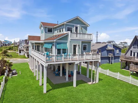 21233 Gulf Drive