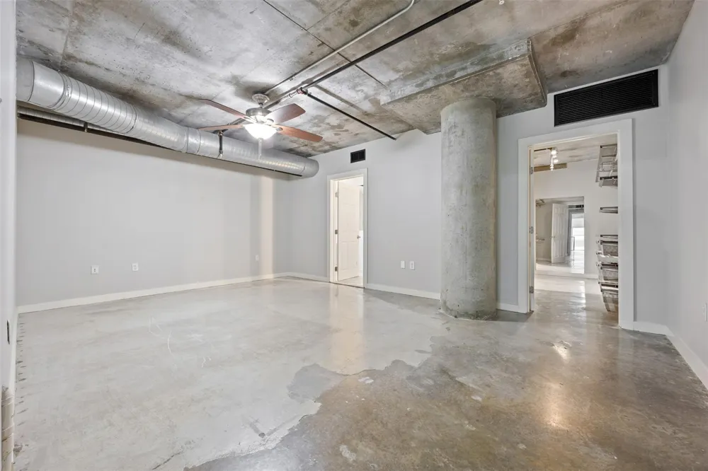 2000 Bagby Street #7414 Houston, TX 77002