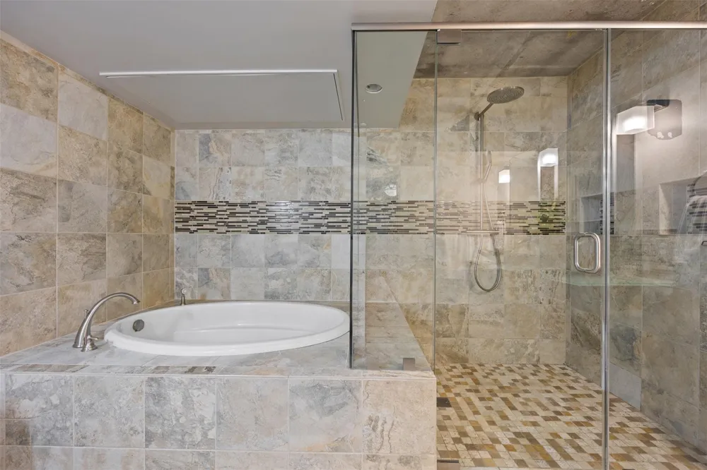 2000 Bagby Street #7414 Houston, TX 77002