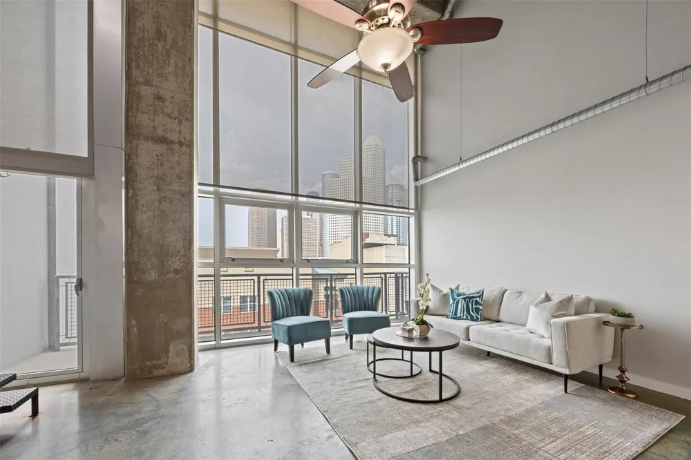 2000 Bagby Street #7414 Houston, TX 77002