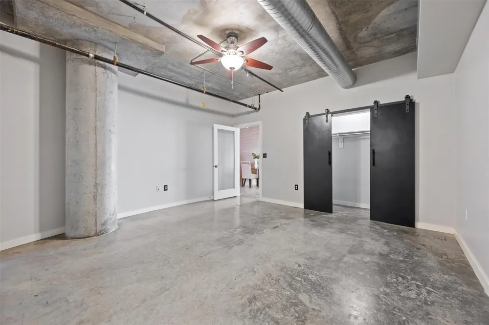 2000 Bagby Street #7414 Houston, TX 77002