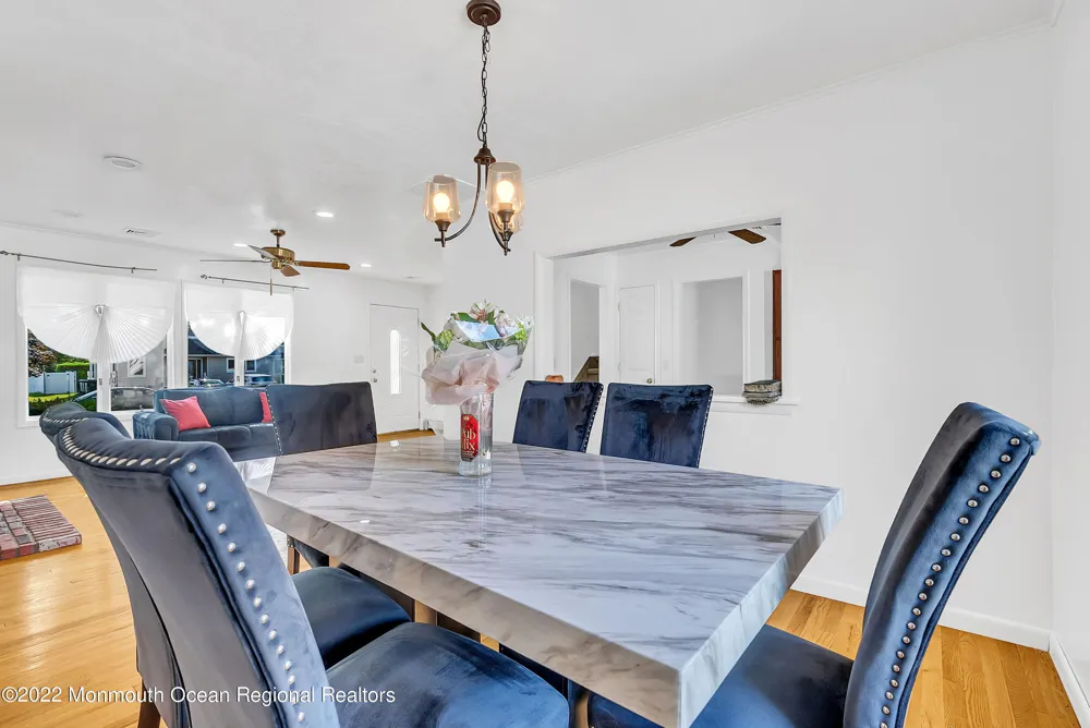 17 Johnston Street Oakhurst, NJ 07755