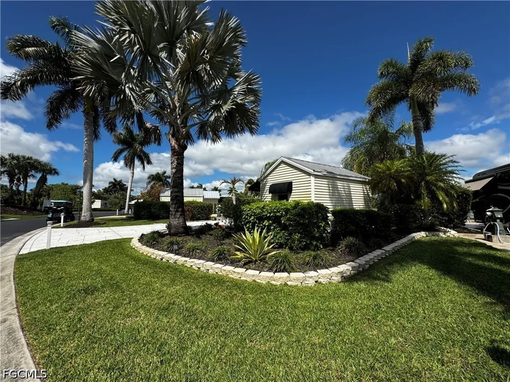 Gray Eagle Parkway Labelle, FL 33935
