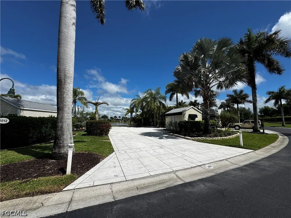 Gray Eagle Parkway Labelle, FL 33935