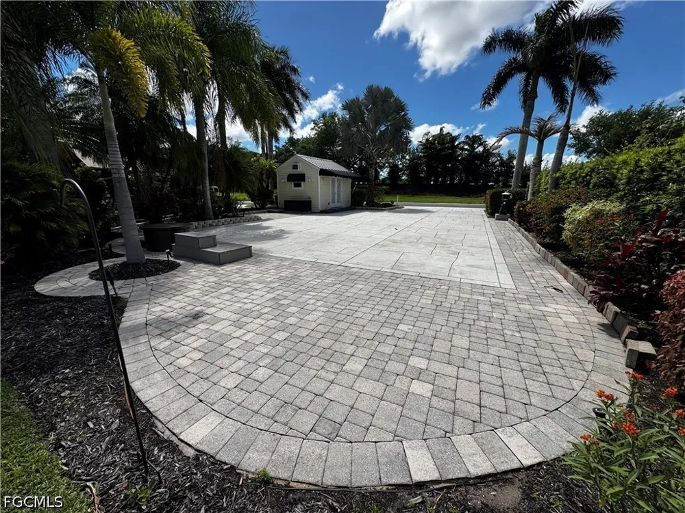 Gray Eagle Parkway Labelle, FL 33935
