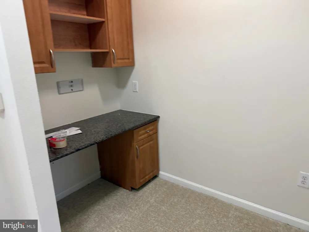 12941 CENTRE PARK CIRCLE #116 Herndon, VA 20171