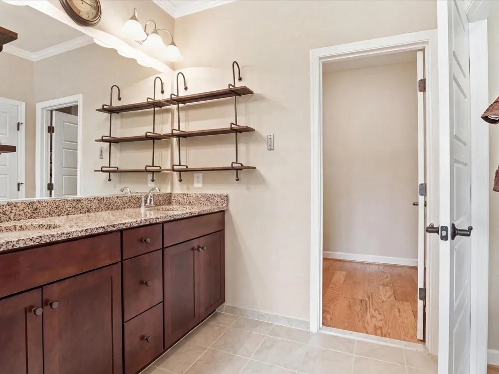 12331 YELLOW BUCKEYE WAY Fairfax, VA 22030