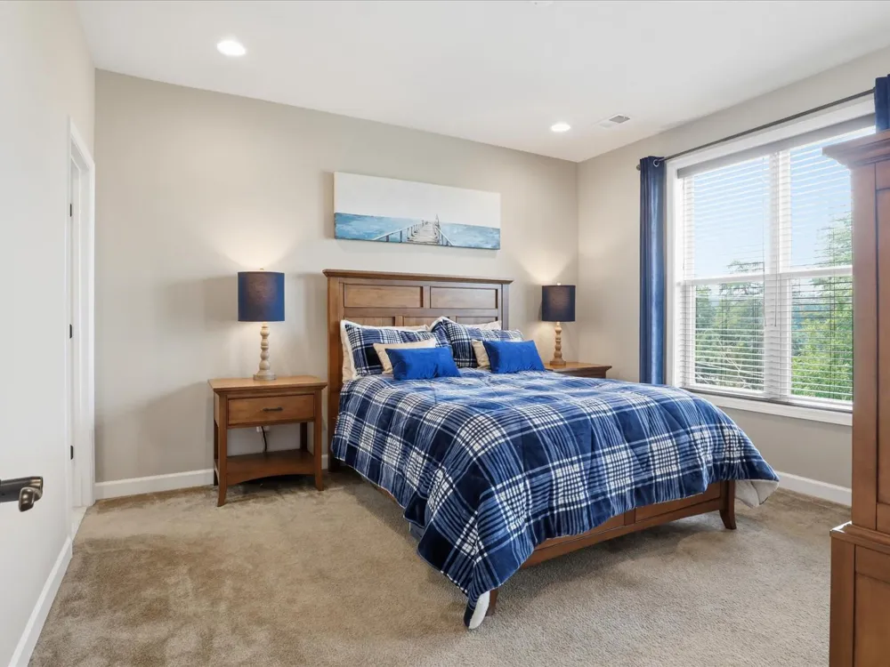 12331 YELLOW BUCKEYE WAY Fairfax, VA 22030