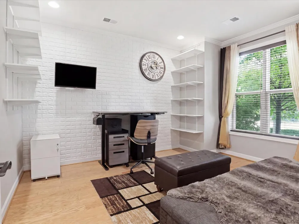 12331 YELLOW BUCKEYE WAY Fairfax, VA 22030