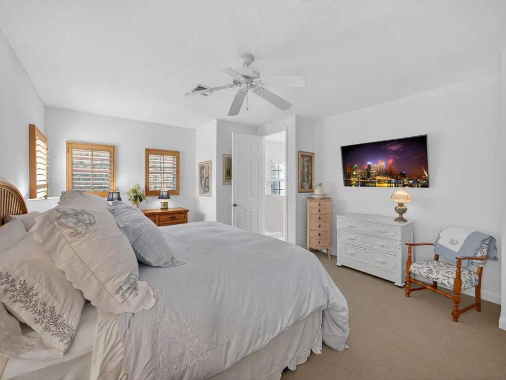 631 MOONDANCER COURT Palm Beach Gardens, FL 33410