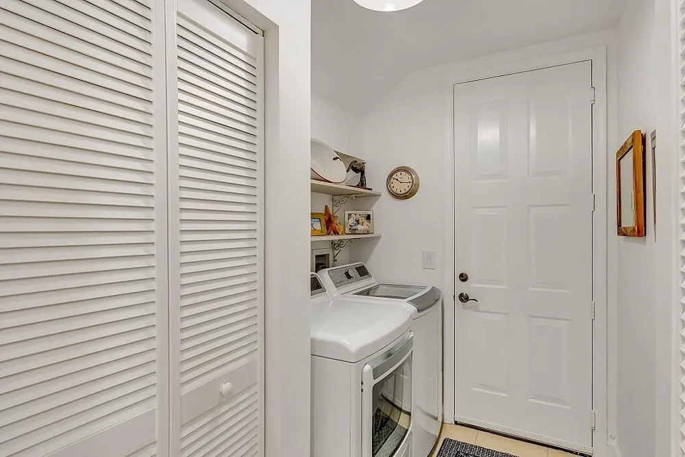 631 MOONDANCER COURT Palm Beach Gardens, FL 33410
