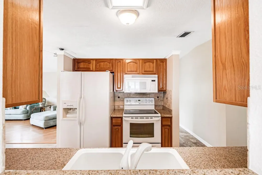 1924 W NORTH STREET Tampa, FL 33604