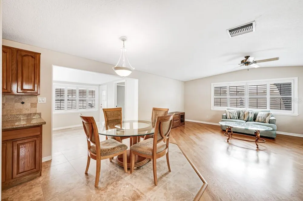 1924 W NORTH STREET Tampa, FL 33604
