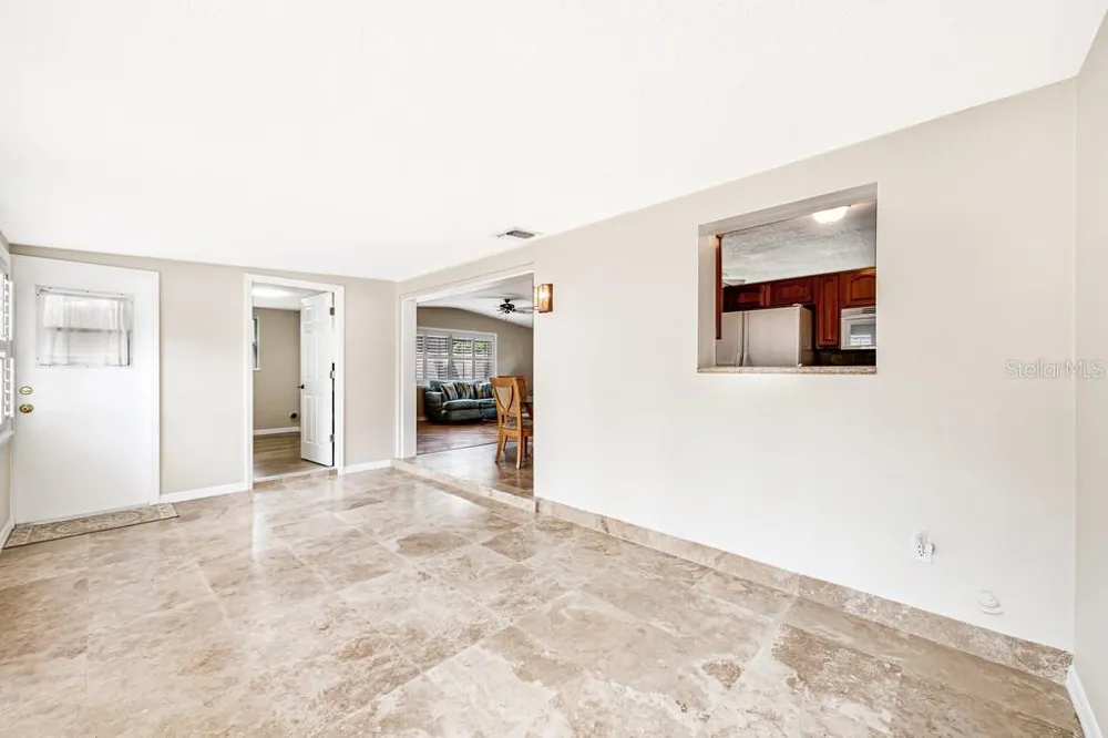 1924 W NORTH STREET Tampa, FL 33604