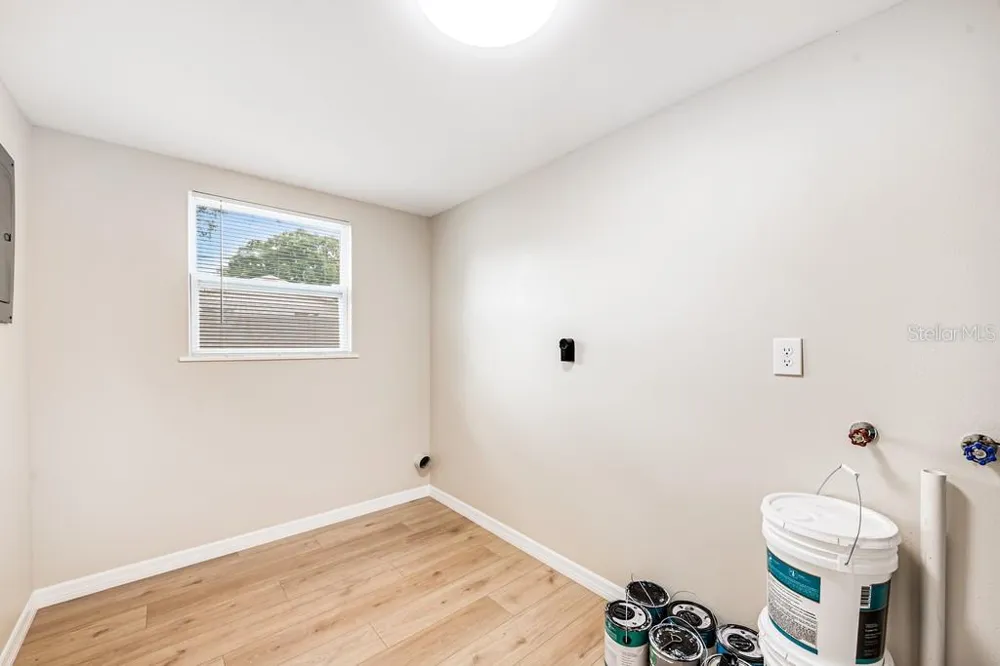 1924 W NORTH STREET Tampa, FL 33604
