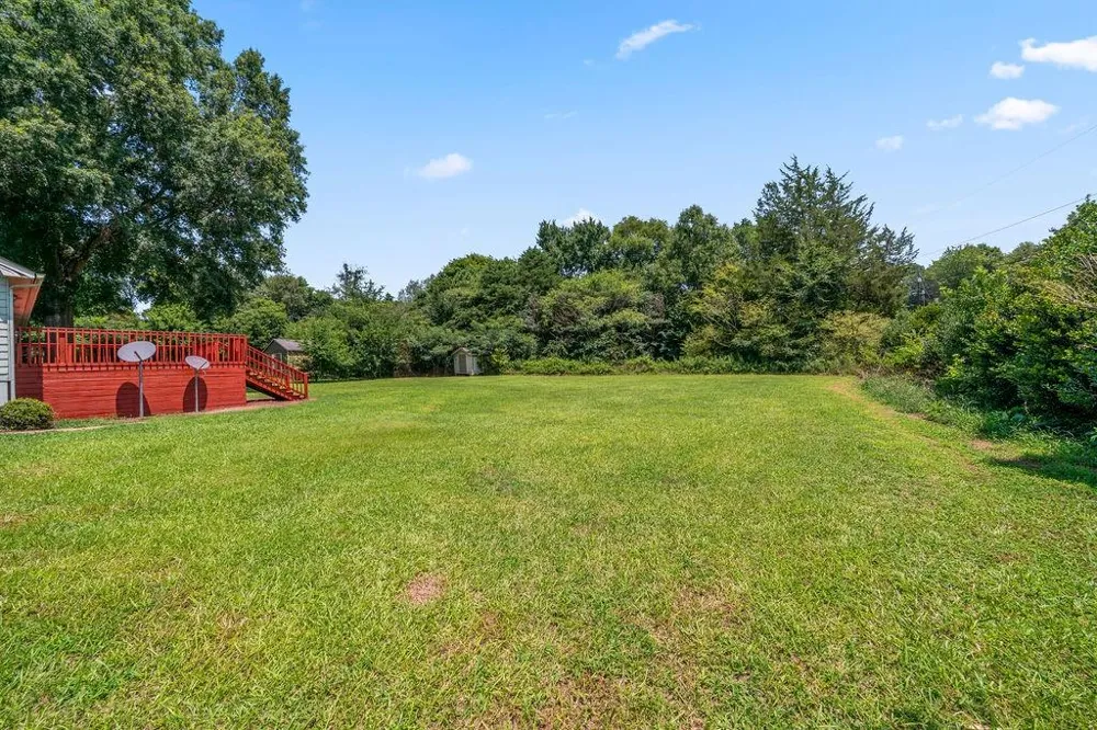 135 Manning Mill Road Adairsville, GA 30103