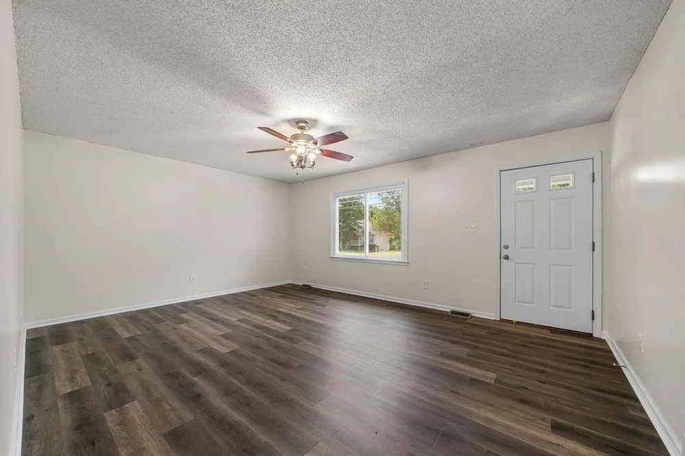 135 Manning Mill Road Adairsville, GA 30103