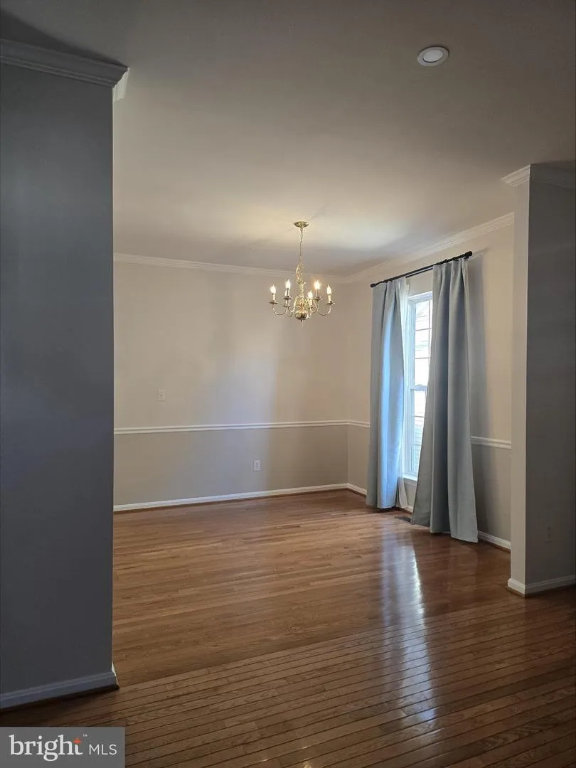 20323 SWALLOW POINT ROAD Gaithersburg, MD 20886