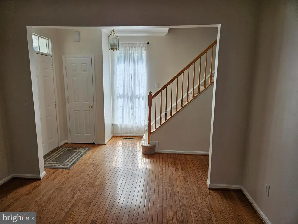20323 SWALLOW POINT ROAD Gaithersburg, MD 20886
