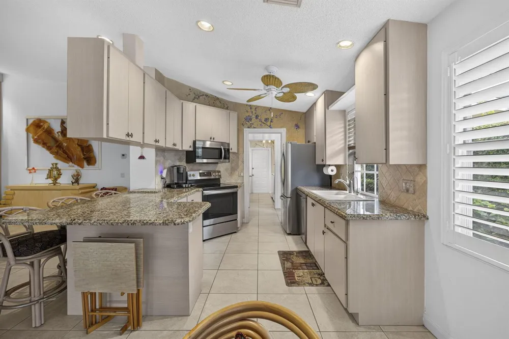 262 BRIER CIRCLE Jupiter, FL 33458