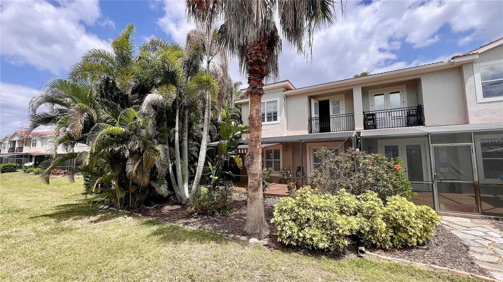 1266 RIBOLLA DRIVE Palm Harbor, FL 34683