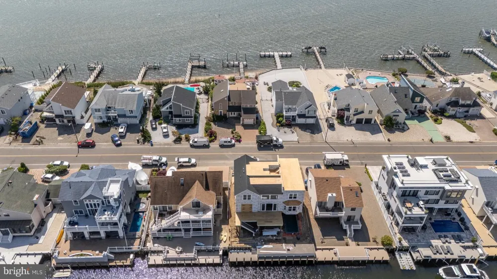 1856 MILL CREEK Manahawkin, NJ 08050