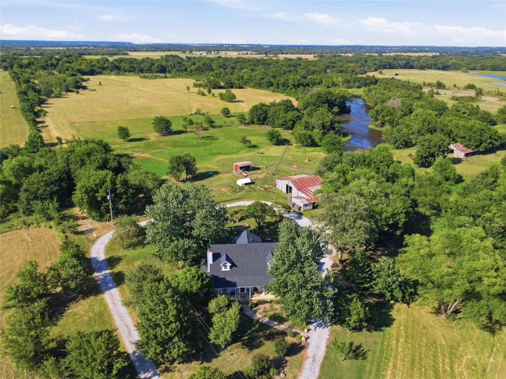 21499 Bald Hill Road Morris, OK 74445
