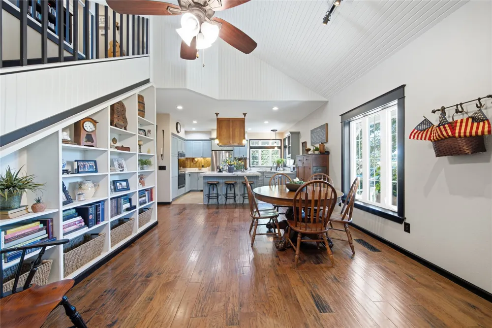 21499 Bald Hill Road Morris, OK 74445