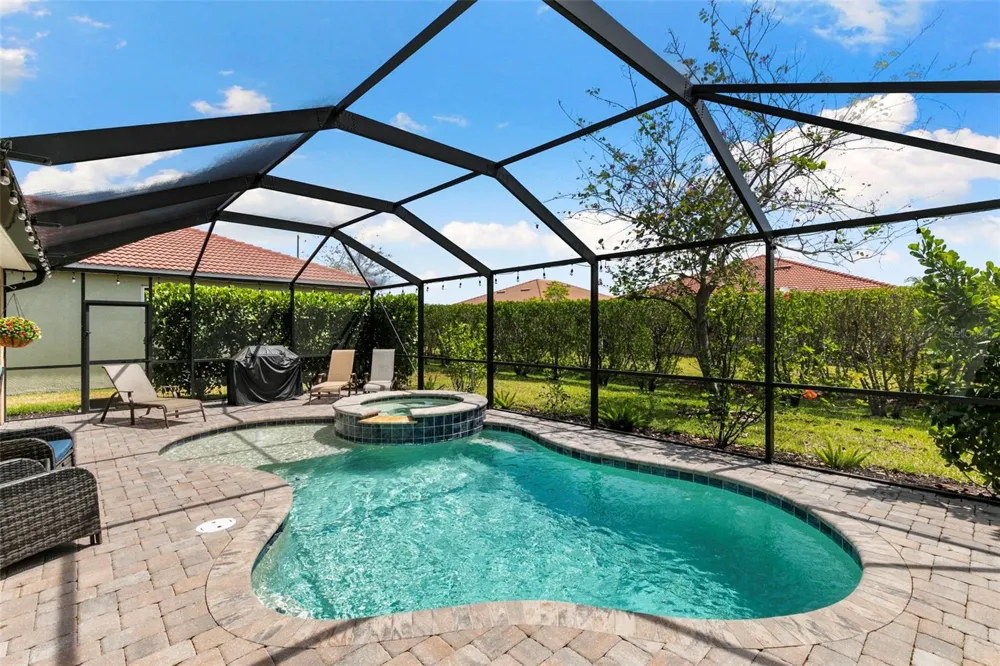 3215 BIRCHIN LANE Fort Myers, FL 33916