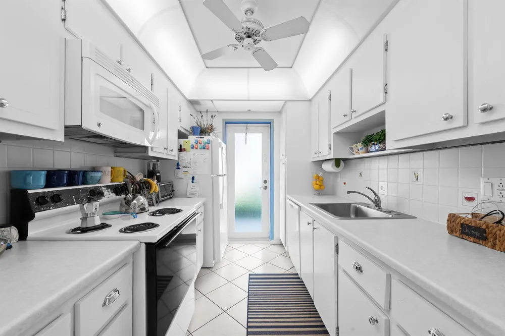 3101 S OCEAN BOULEVARD #102 Highland Beach, FL 33487