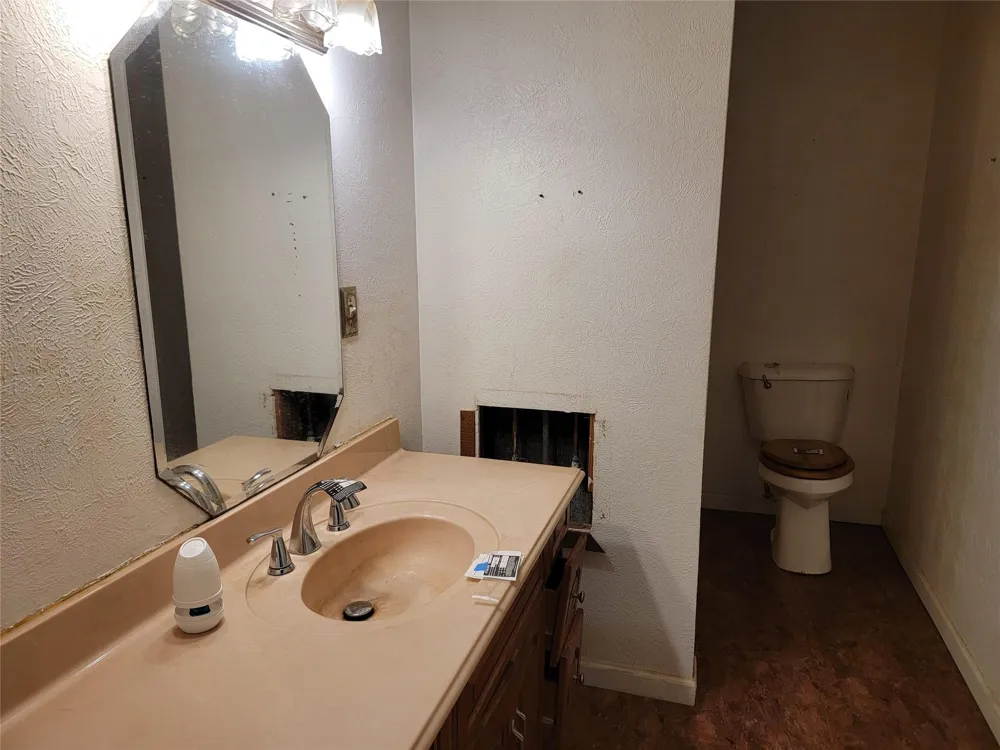 156 White Oak Circle Trinity, TX 75862