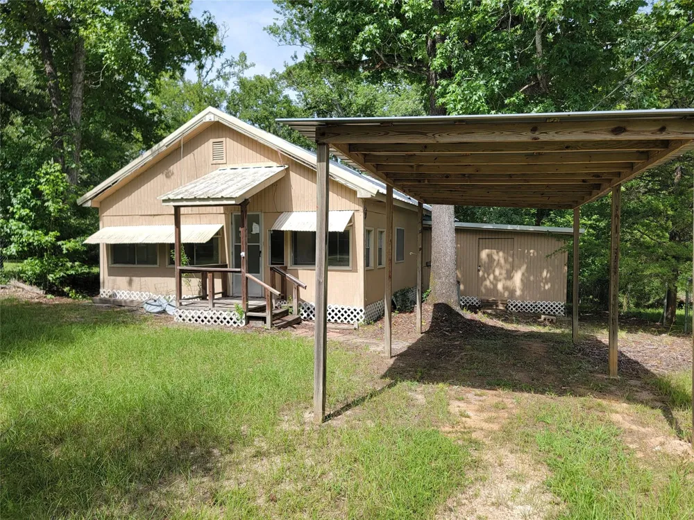 156 White Oak Circle Trinity, TX 75862