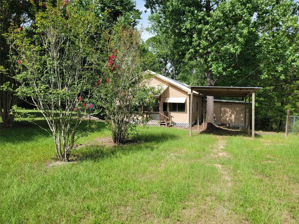 156 White Oak Circle Trinity, TX 75862
