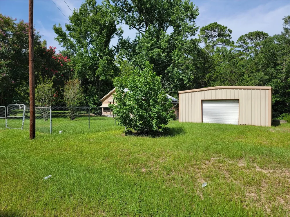 156 White Oak Circle Trinity, TX 75862