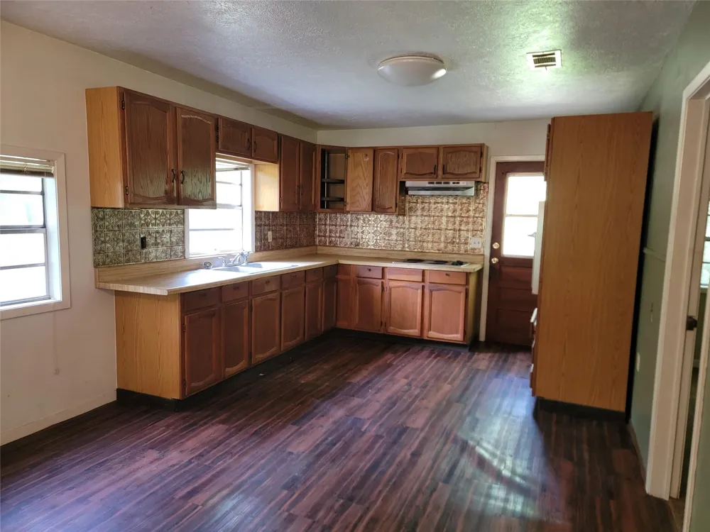 156 White Oak Circle Trinity, TX 75862