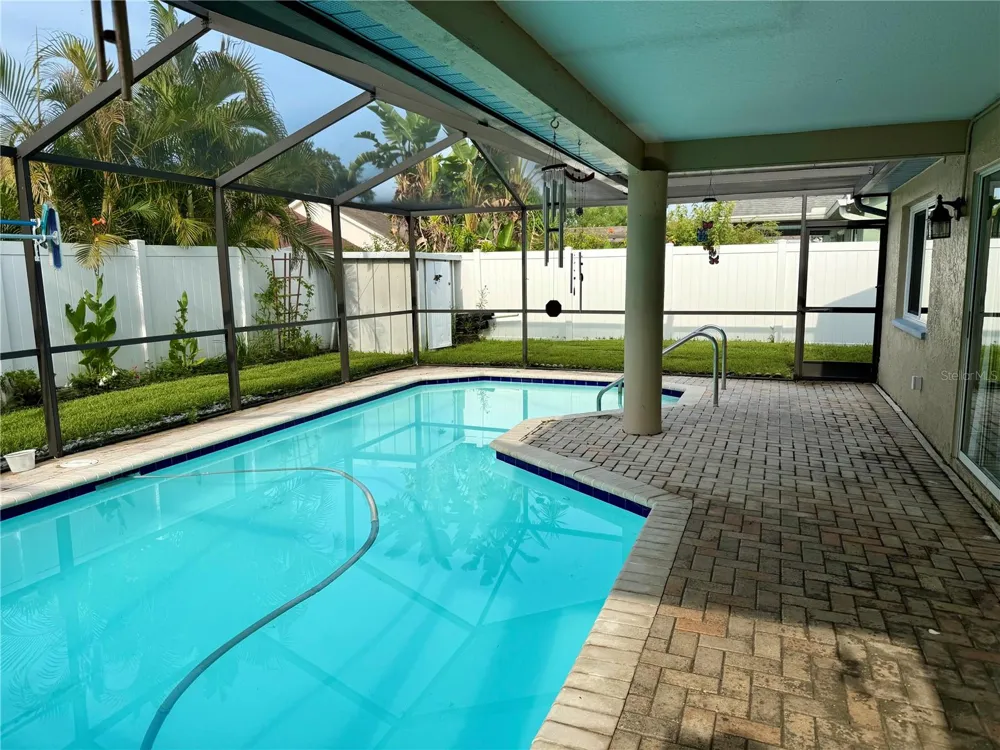 3670 LAKE BOULEVARD Clearwater, FL 33762