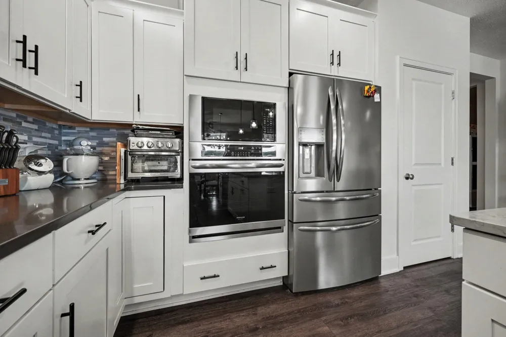 2942 Isle Water Drive Belmont, MI 49306