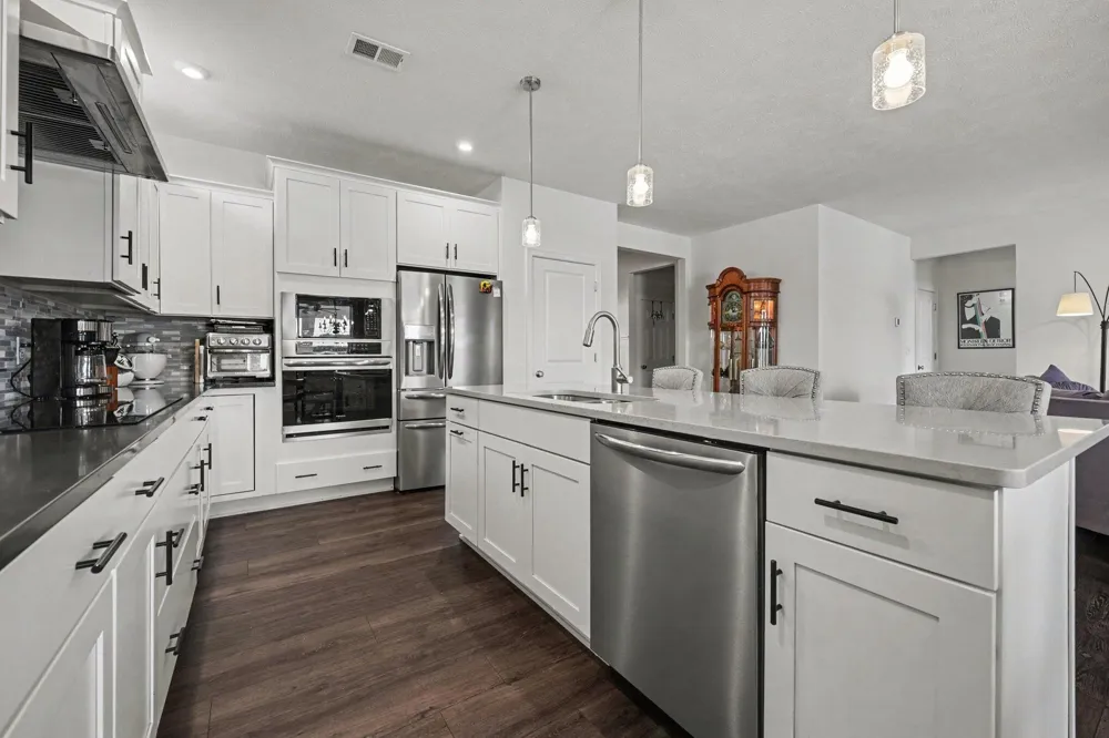 2942 Isle Water Drive Belmont, MI 49306