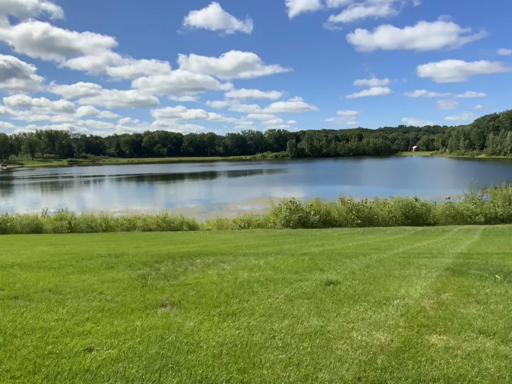 2942 Isle Water Drive Belmont, MI 49306